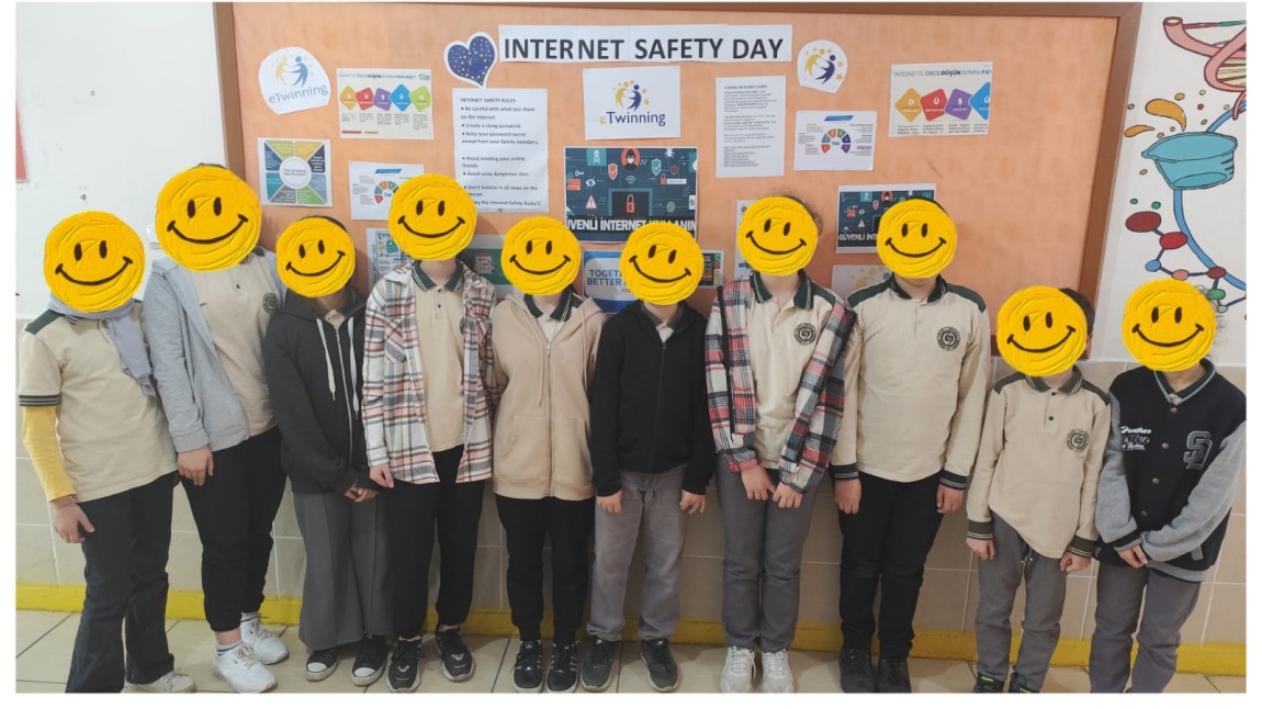Internet Safety Day (İnternet Güvenliği Günü)